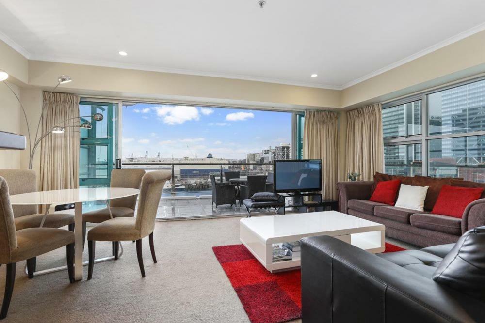Princes Wharf Waterfront 2 Bed Rooms Apartment Viaduct Cbd オークランド エクステリア 写真